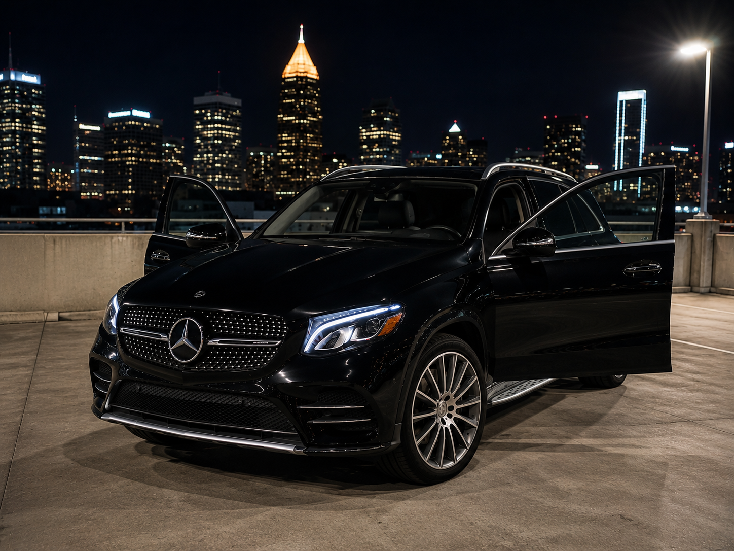 Mercedes-Benz GLC 43 AMG — City Lights